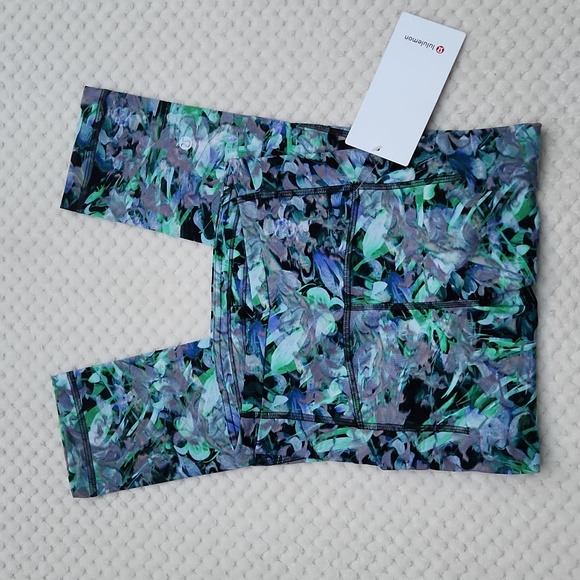 Nwt Lululemon Swift Speed HR Crop 21 Leggings *Luxtreme - Picture 2 of 9